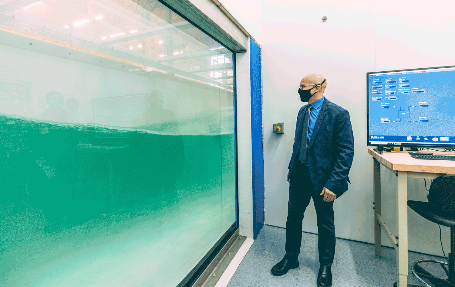 Wave simulator at SIO SOARS facility