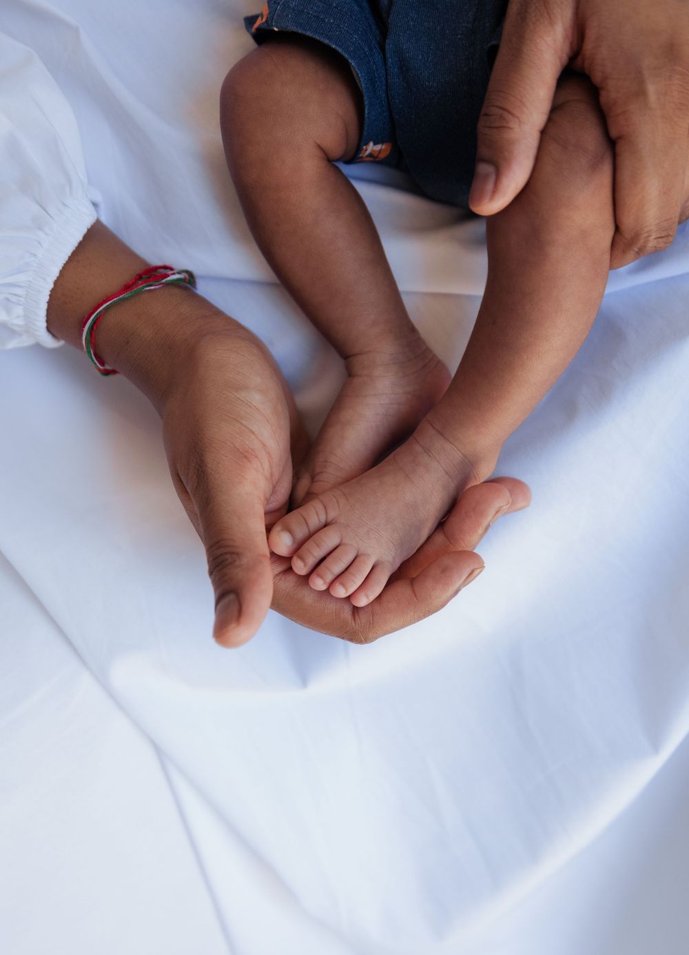 Fourways, Johannesburg newborn, maternity, family & couples photography by Kayla Tagg capturing natural, warm, meaningful moments