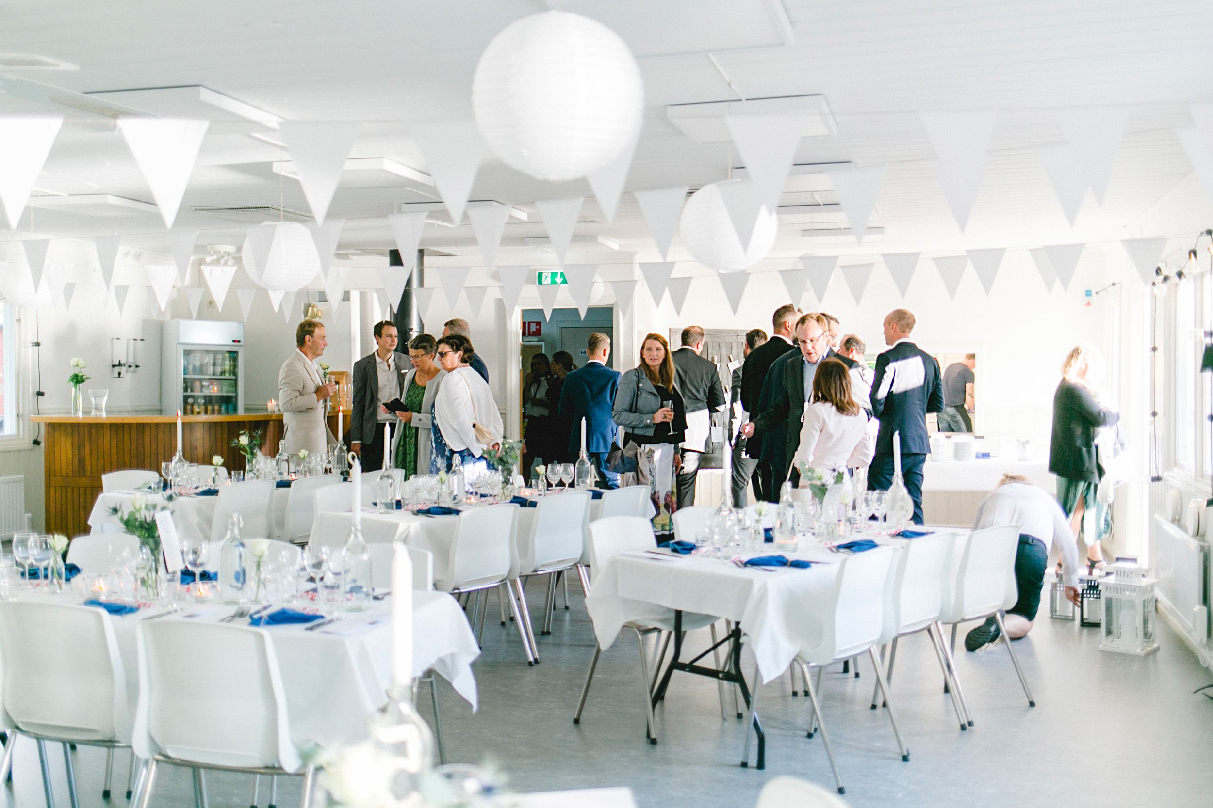 Bröllop i Västerås mellan Carolin och Johan. Steam Hotel. Rytterne kyrka och lilla Rytterne kyrkoruin. Fest på Tidö-Lindö utanför Västerås.