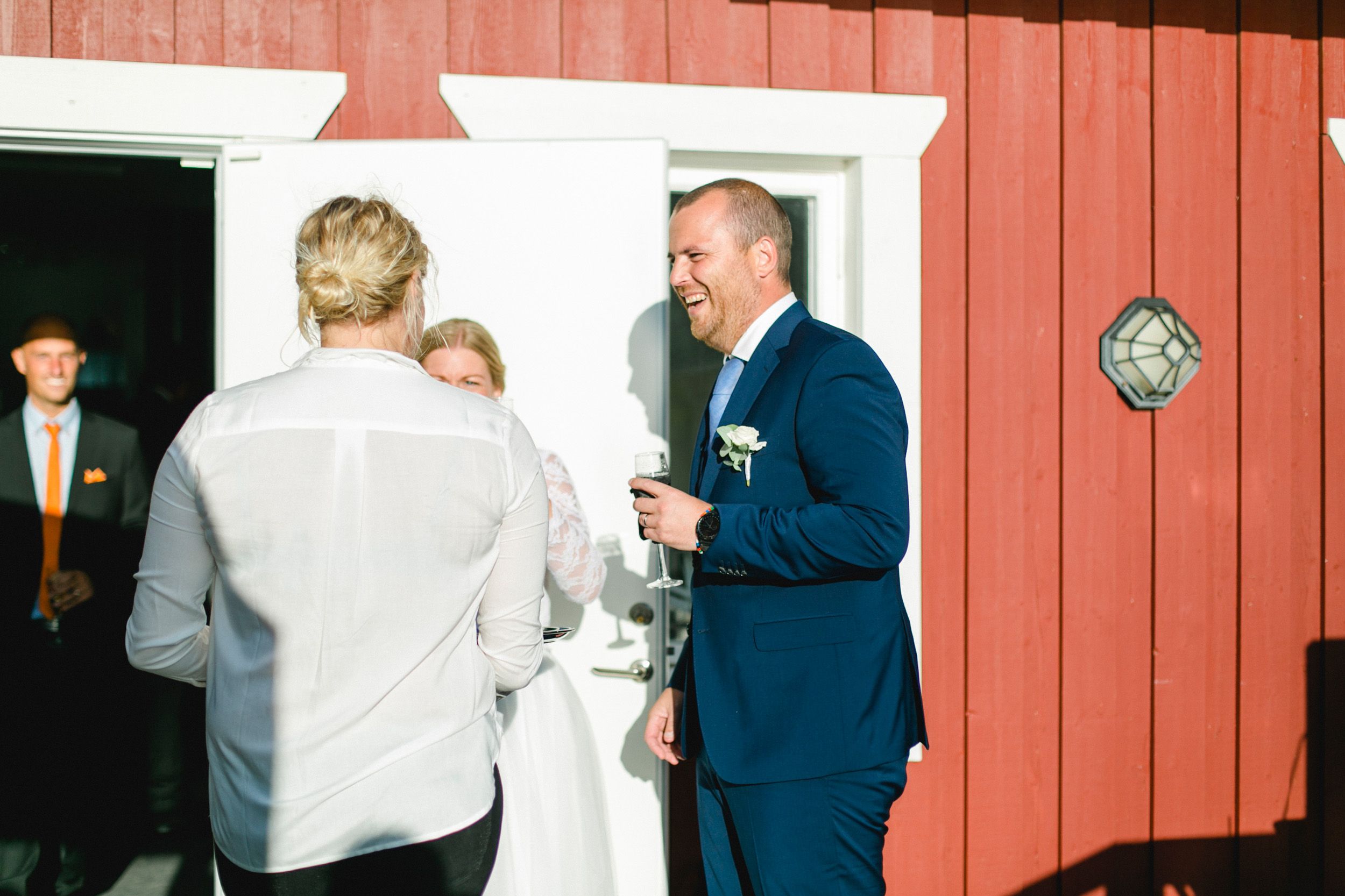 Bröllop i Västerås mellan Carolin och Johan. Steam Hotel. Rytterne kyrka och lilla Rytterne kyrkoruin. Fest på Tidö-Lindö utanför Västerås.