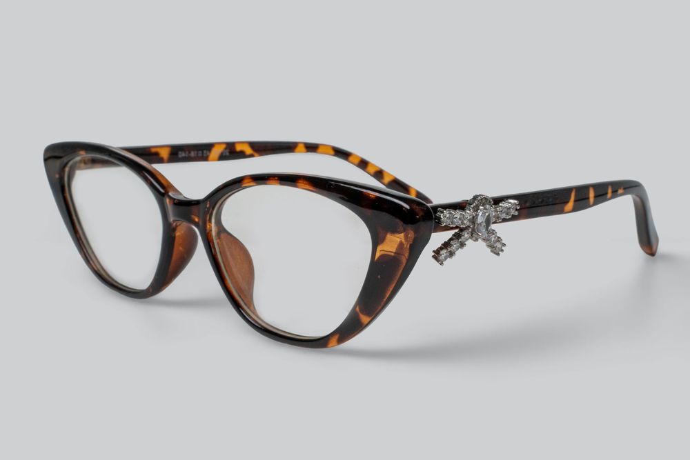 High-quality commercial product photography of stylish eyewear and sunglasses, shot in an Auckland photography studio.