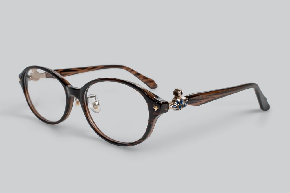 High-quality commercial product photography of stylish eyewear and sunglasses, shot in an Auckland photography studio.