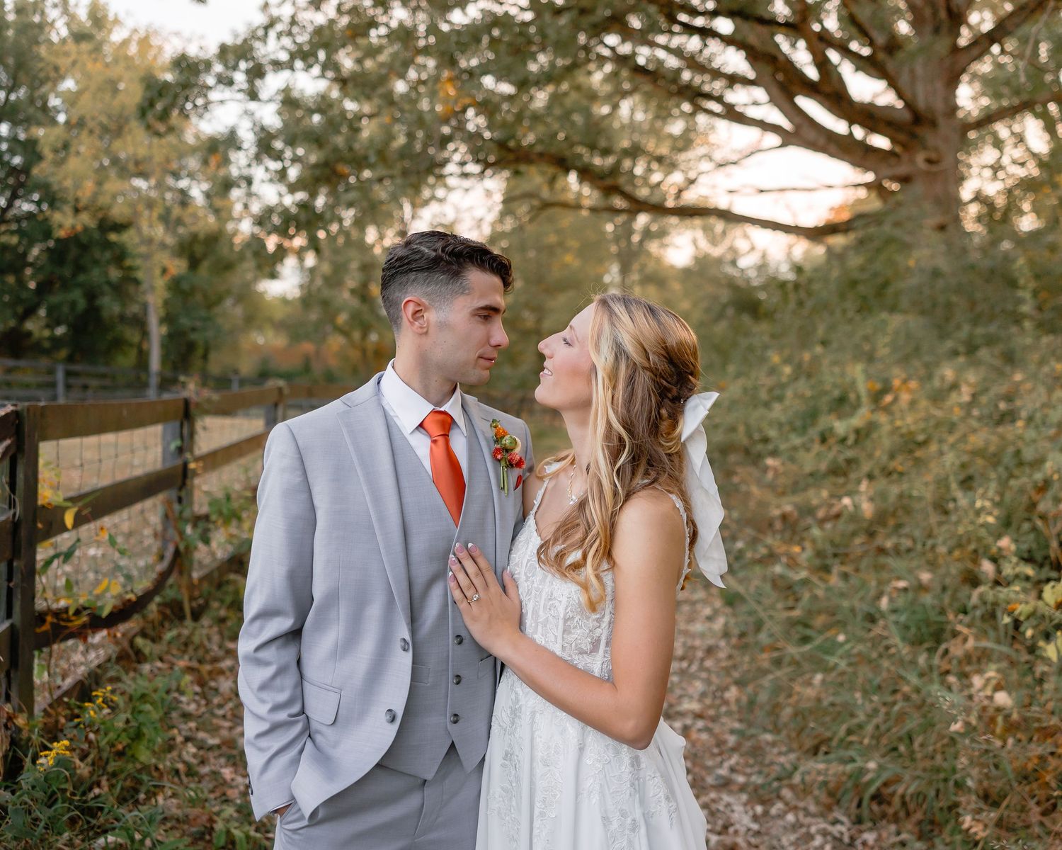 Chelsea Michigan Wedding Photographer | Robin Hills Chelsea Michigan