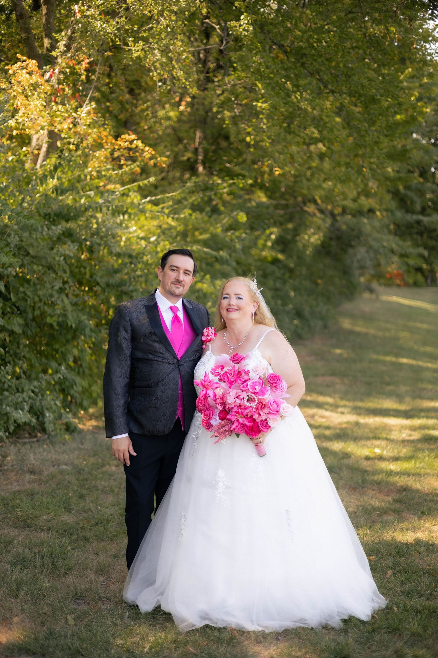 Bride and groom golden hour, lakeside, outdoor portraits in Chatham, Illinois