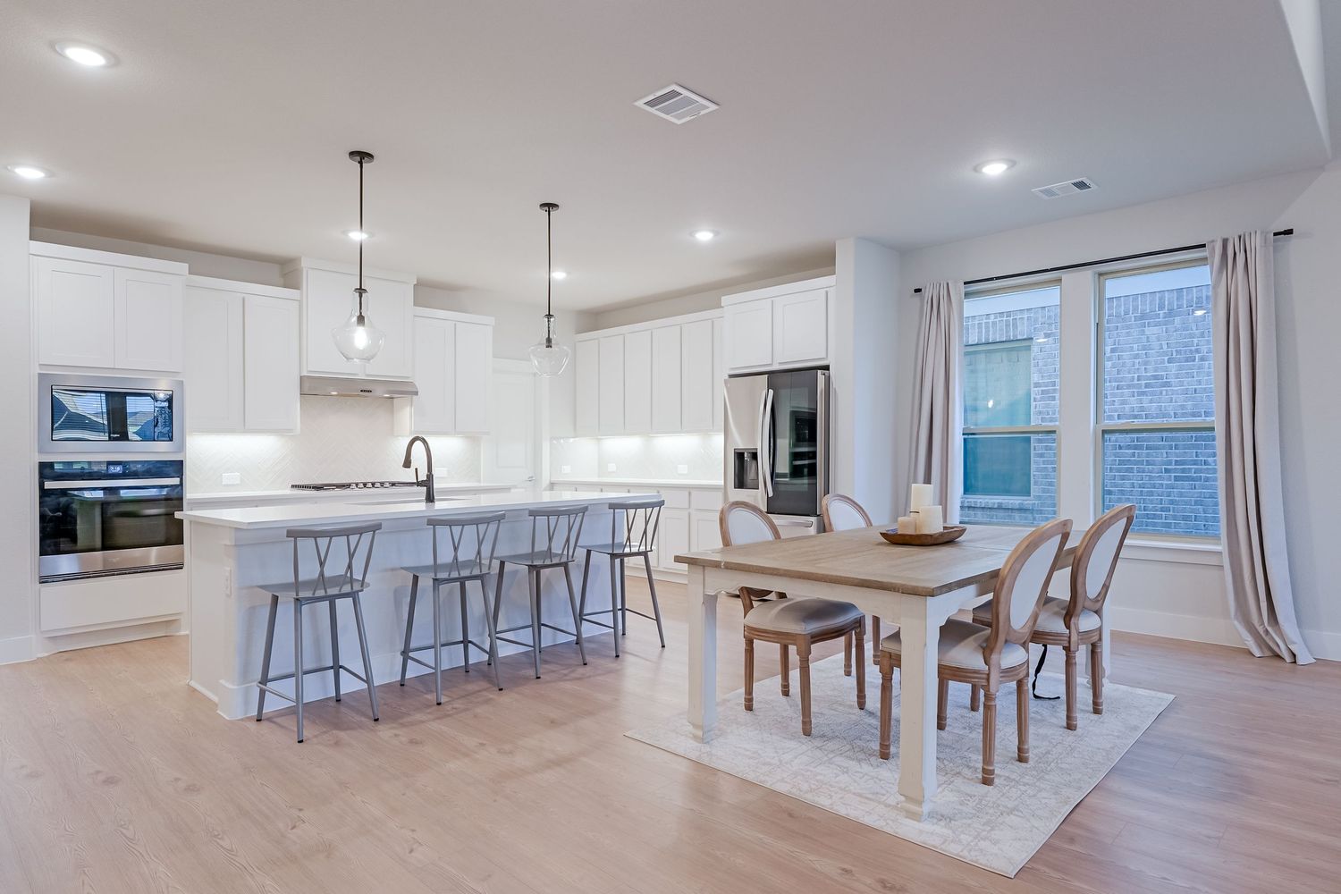 A photo taken by Bethesda Photography. A Dallas, Waxahachie, Cedar Hill, Mansfield, Midlothian,  based real estate photography business.