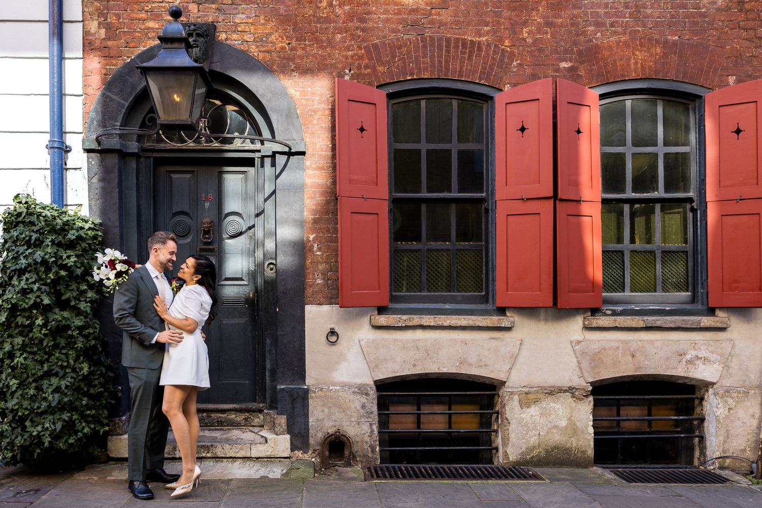 wedding photos around spitalfields