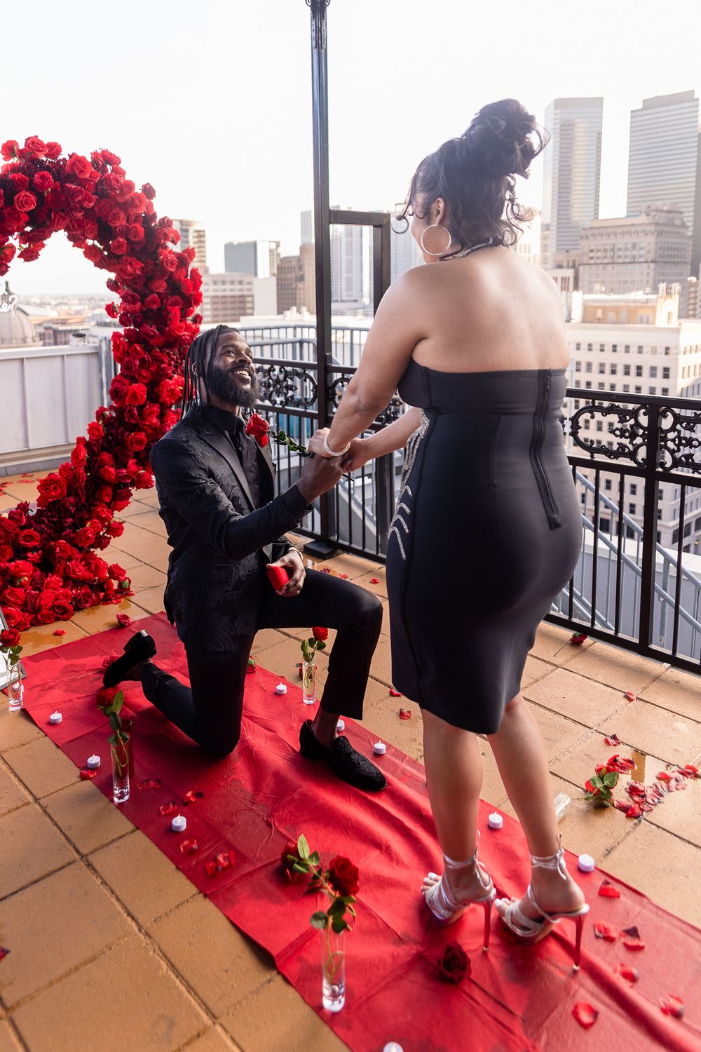 Houston proposal photography capturing surprise engagement reaction

Proposal photographer in Houston documenting the moment she says yes