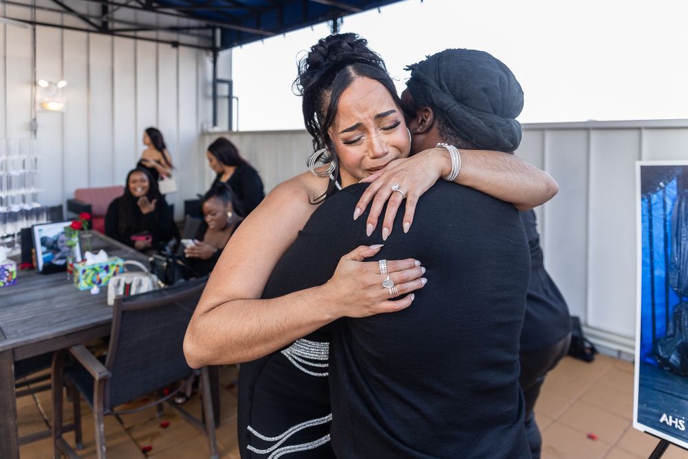 Houston proposal photography capturing surprise engagement reaction

Proposal photographer in Houston documenting the moment she says yes