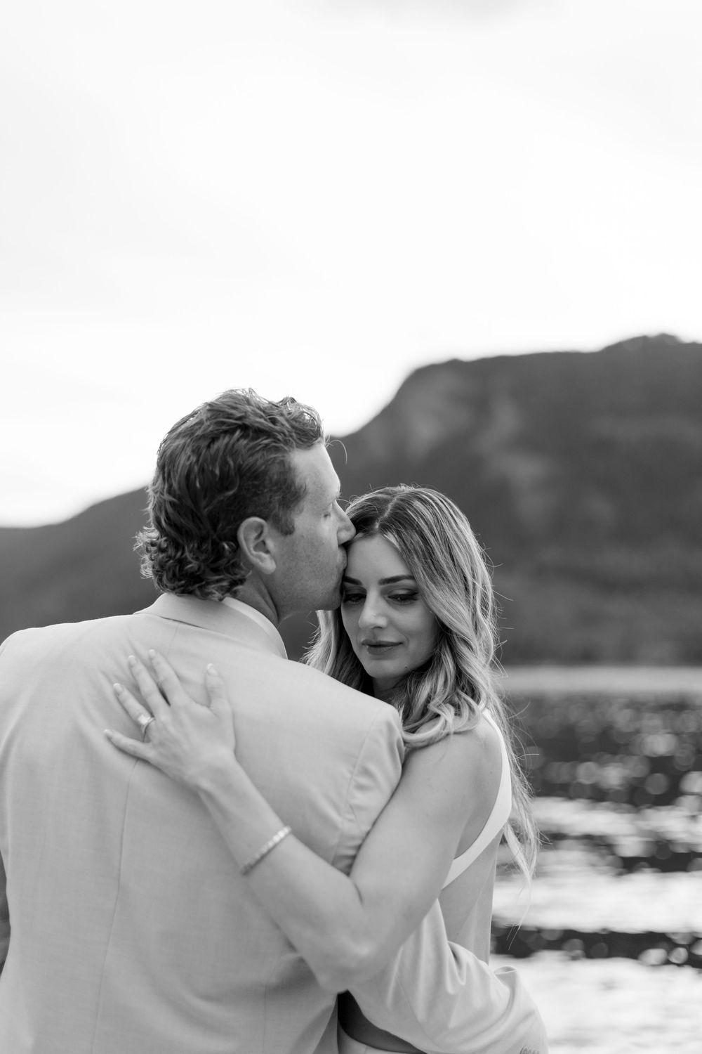 Kayleigh Seibel Photography - Salmon Arm BC - Small Wedding on the Shuswap Lake