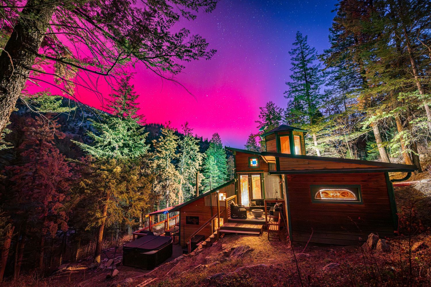 Northern lights shot at a cabin in Jamestown, CO