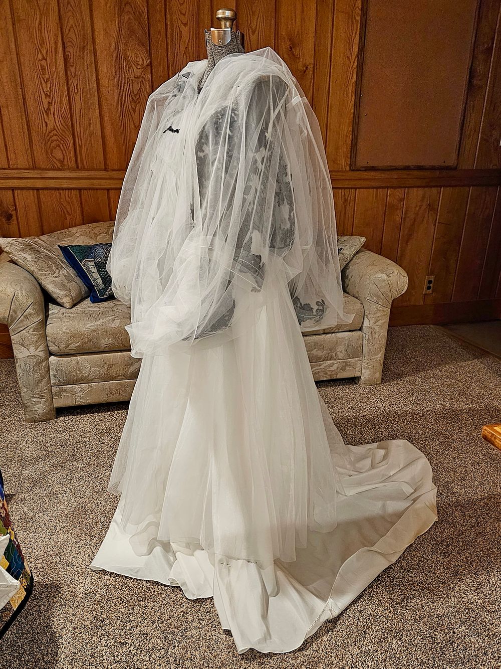 wedding dress