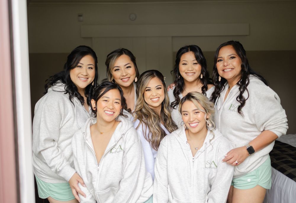 Bride getting ready photos at Estancia La Jolla Hotel & Spa