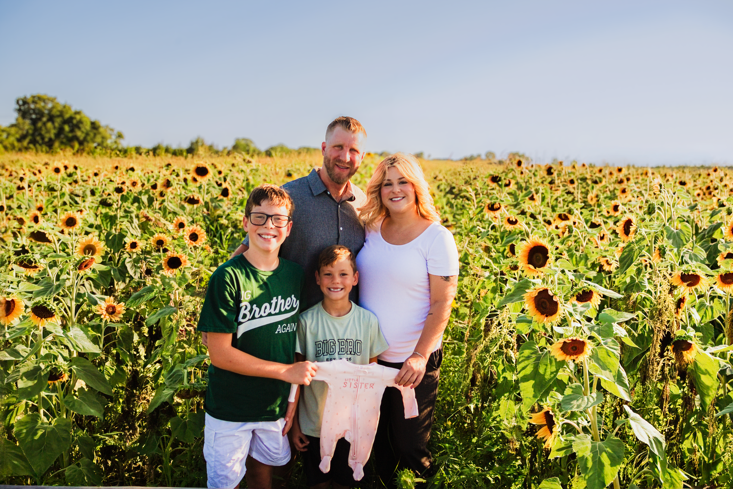 Sunflower field in Bowie, TX. Sunflowers in North Fort Worth Texas area. Dallas Texas photographer