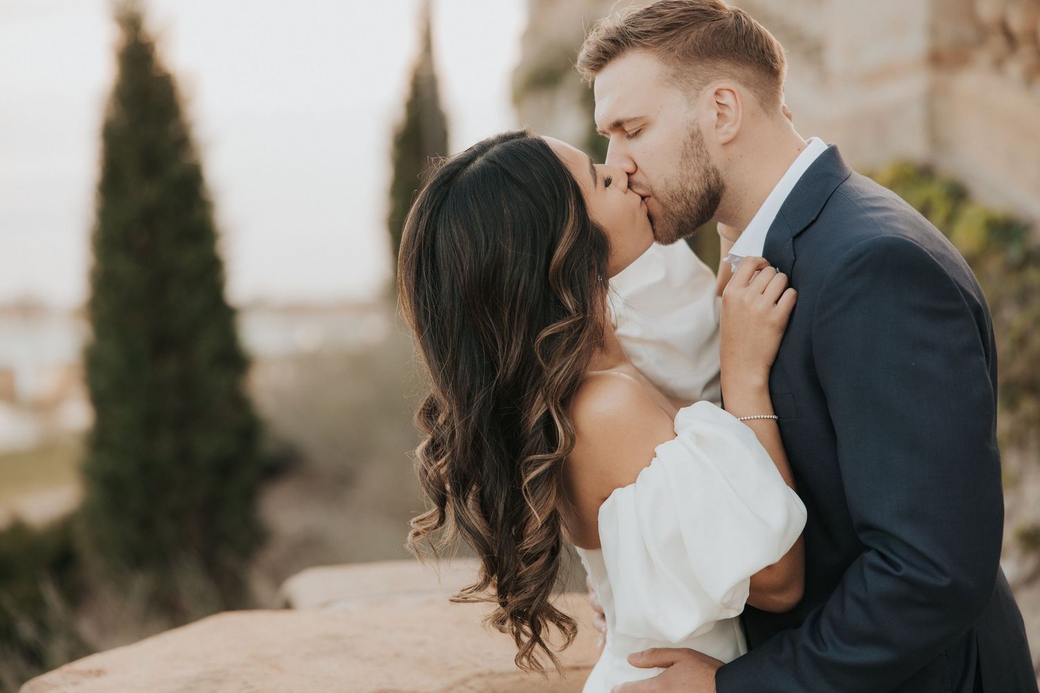 Intimate Engagement Portrait | Dayton Art Institute | Dayton Photographer | Cambodian Bride