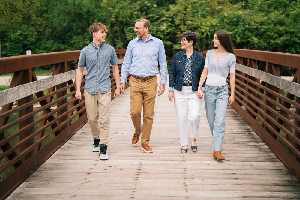 Family portraits in Lemont, Illinois. Two Birds Photography.