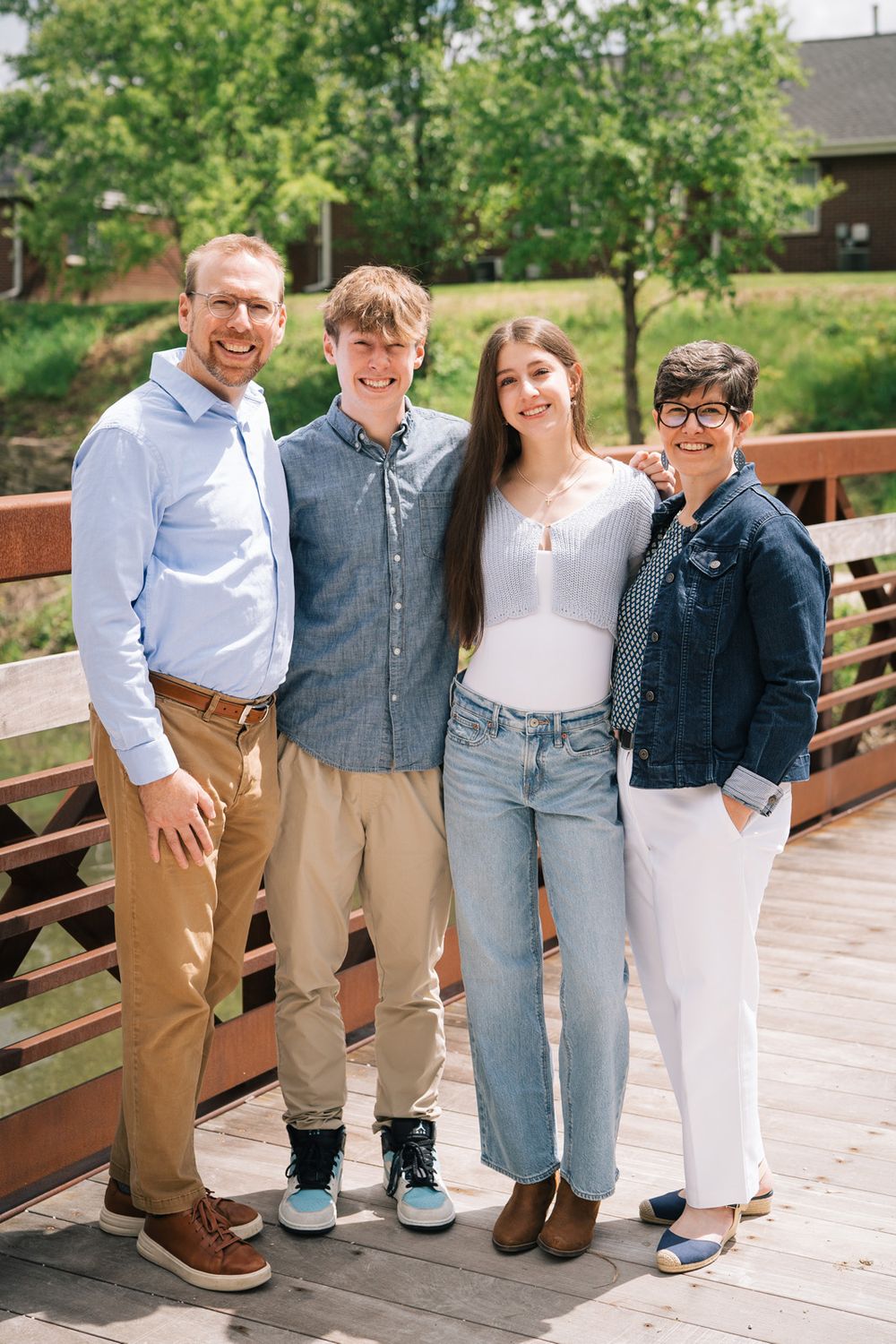 Family portraits in Lemont, Illinois. Two Birds Photography.