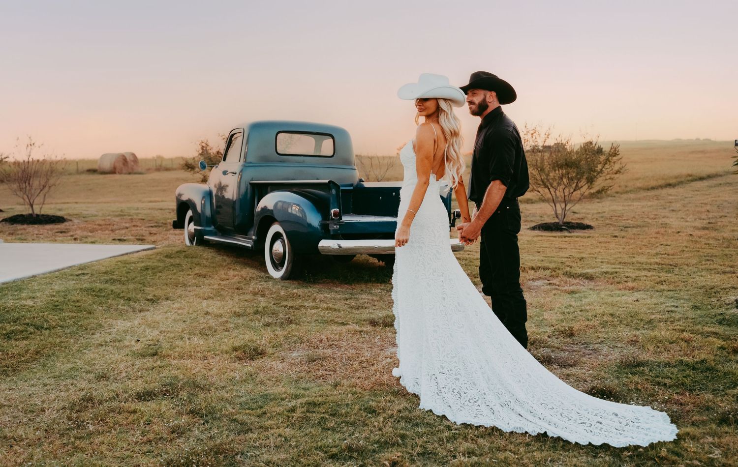 Country chic wedding portrait outdoors.