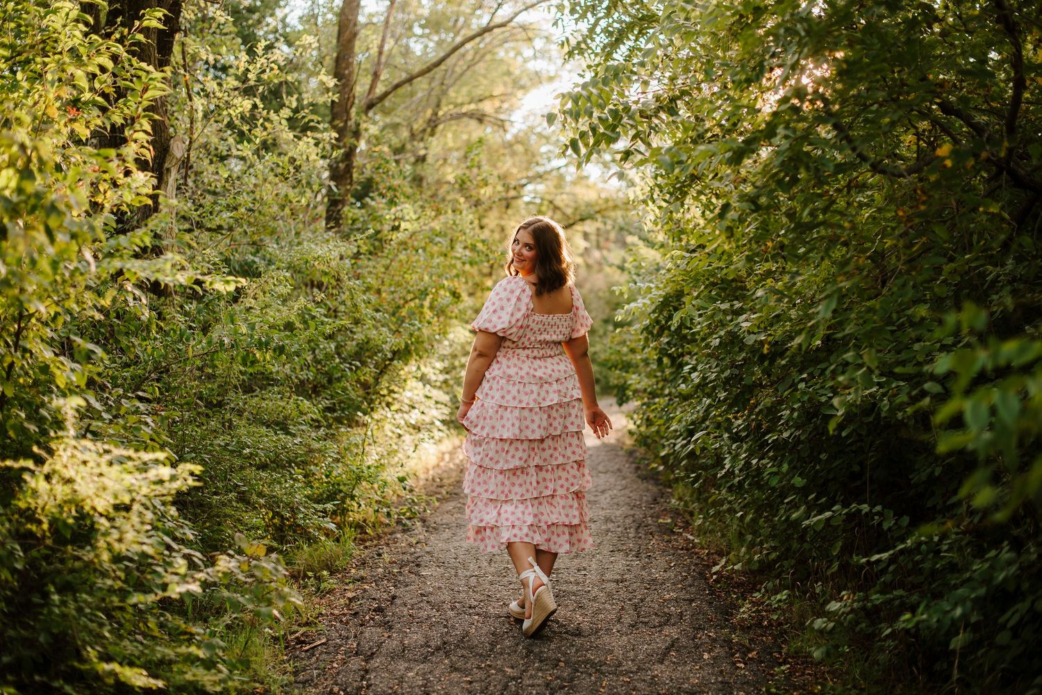 Senior photos in Great Plains Nature Center Wichita, KS - Jessica Nadine Photography