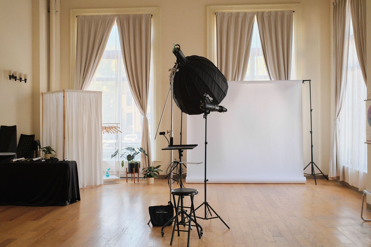 photo studio rental near me in Oakland Ca