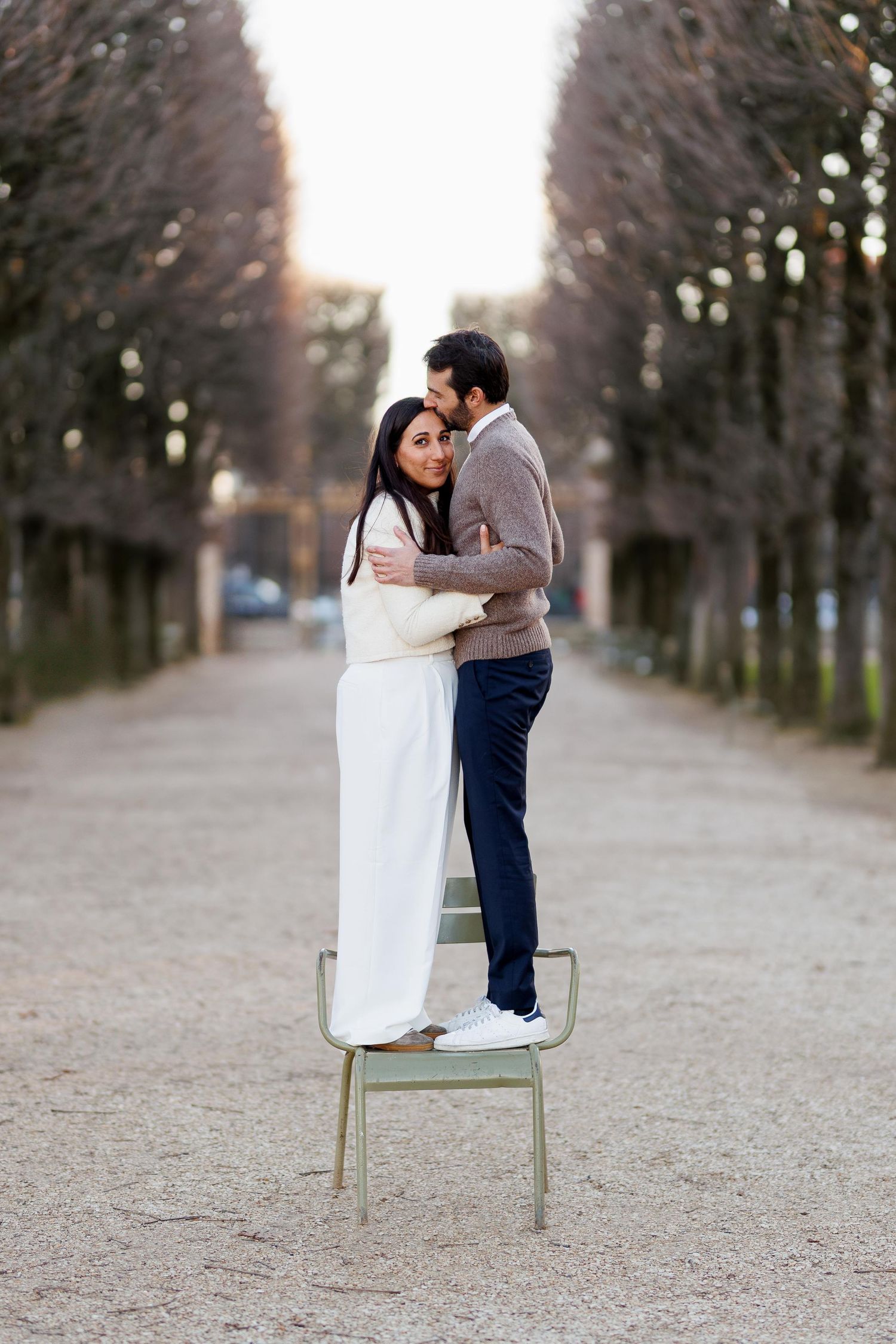 Séance Photos Engagement d'un Couple aux Jardins Du Luxembourg à Paris
