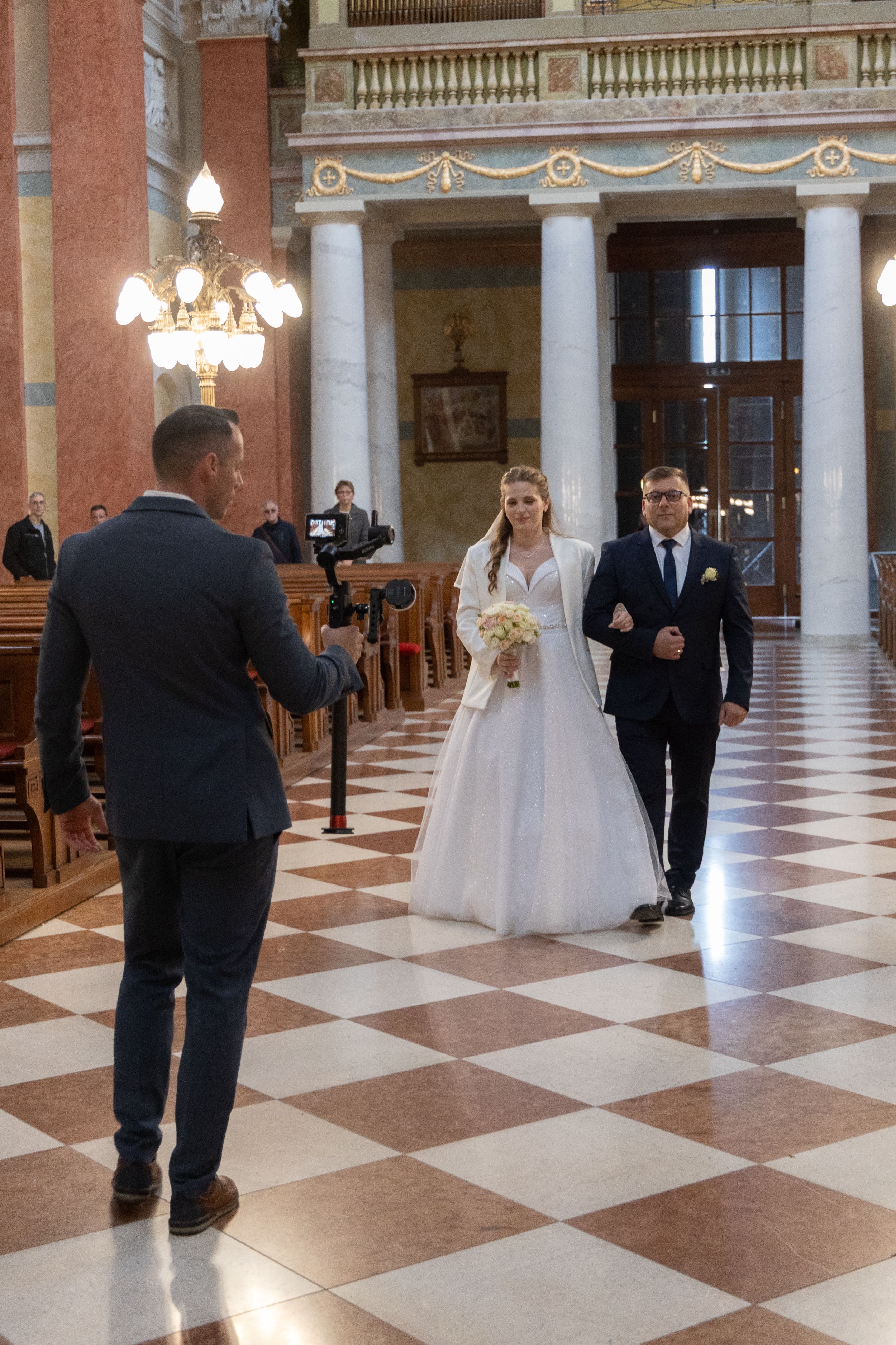 BG Studio esküvői fotós és videós csapat esküvői helyszínen