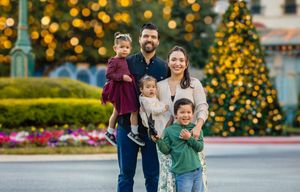 family portraits with natural light in San Antonio. Candid family photography at Eilan Hotel and Spa San Antonio TX.