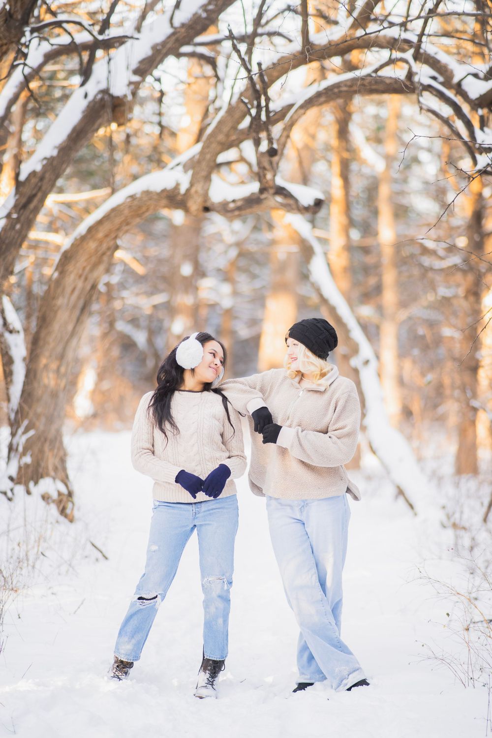 Snowy senior pictures in wichita ks