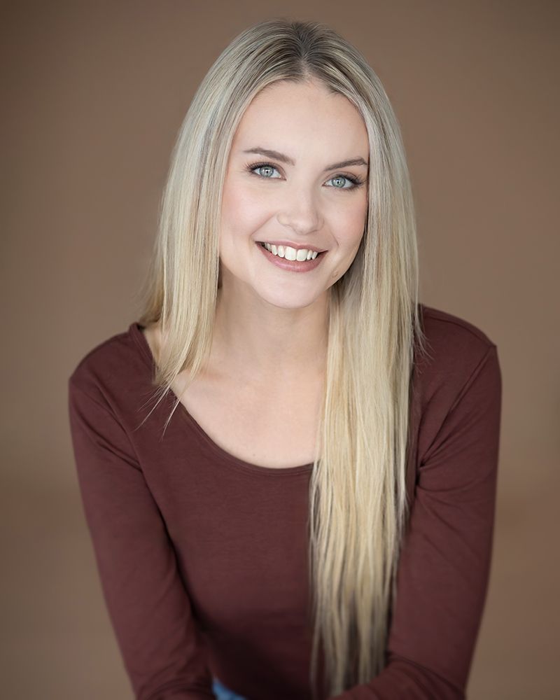 Headshot Photographer Chilliwack, Chilliwack Headshots, Headshots Chilliwack, Headshot Photos Chilliwack, Best in Creations