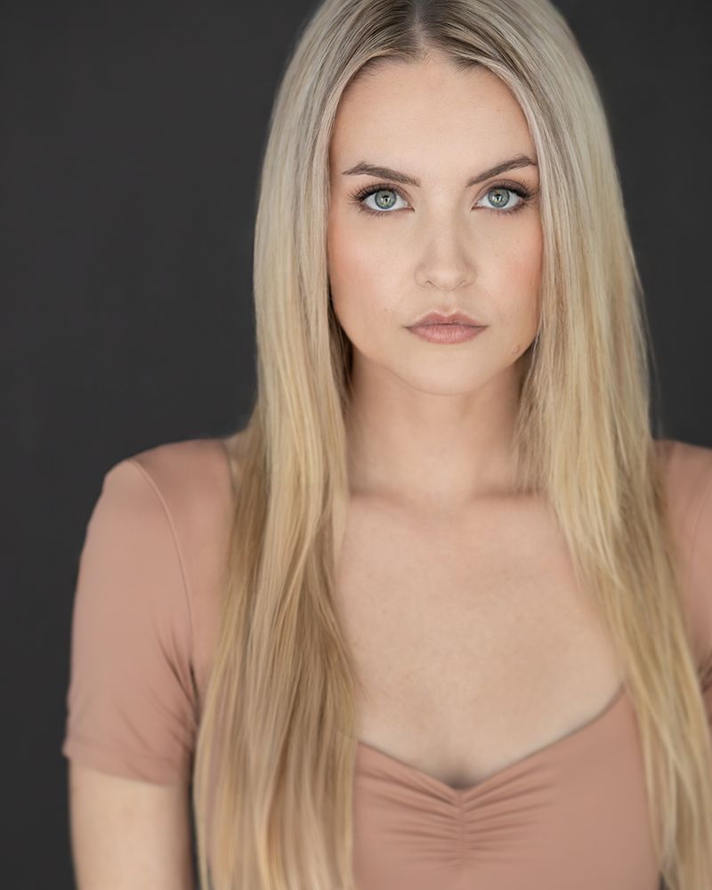 Headshot Photographer Chilliwack, Chilliwack Headshots, Headshots Chilliwack, Headshot Photos Chilliwack, Best in Creations