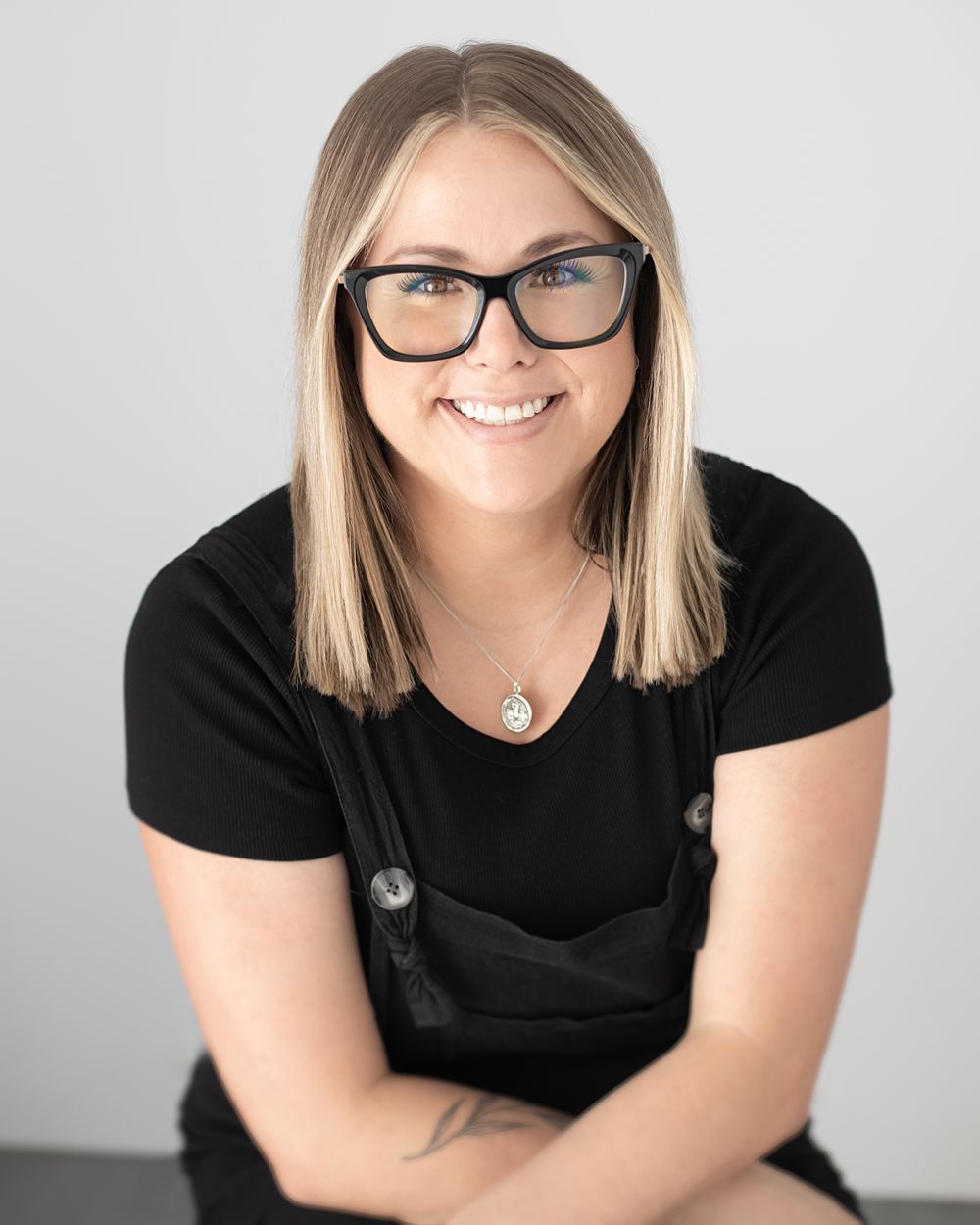 Headshots Chilliwack, Chilliwack Headshots, Headshot Photographer, Fraser Valley Headshot Photographer, Best in Creations