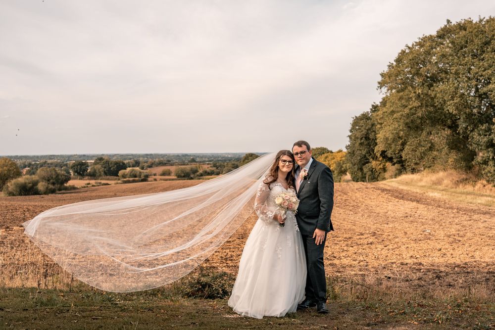 ESSEX BRIDE - ESSEX WEDDING PHOTOGRAPHY