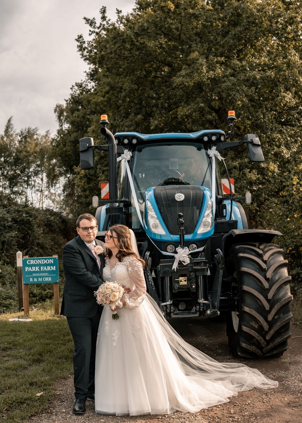 ESSEX WEDDING PHOTOGRAPHER - DOCUMENTARY STYLE PHOTOGRAPHY
