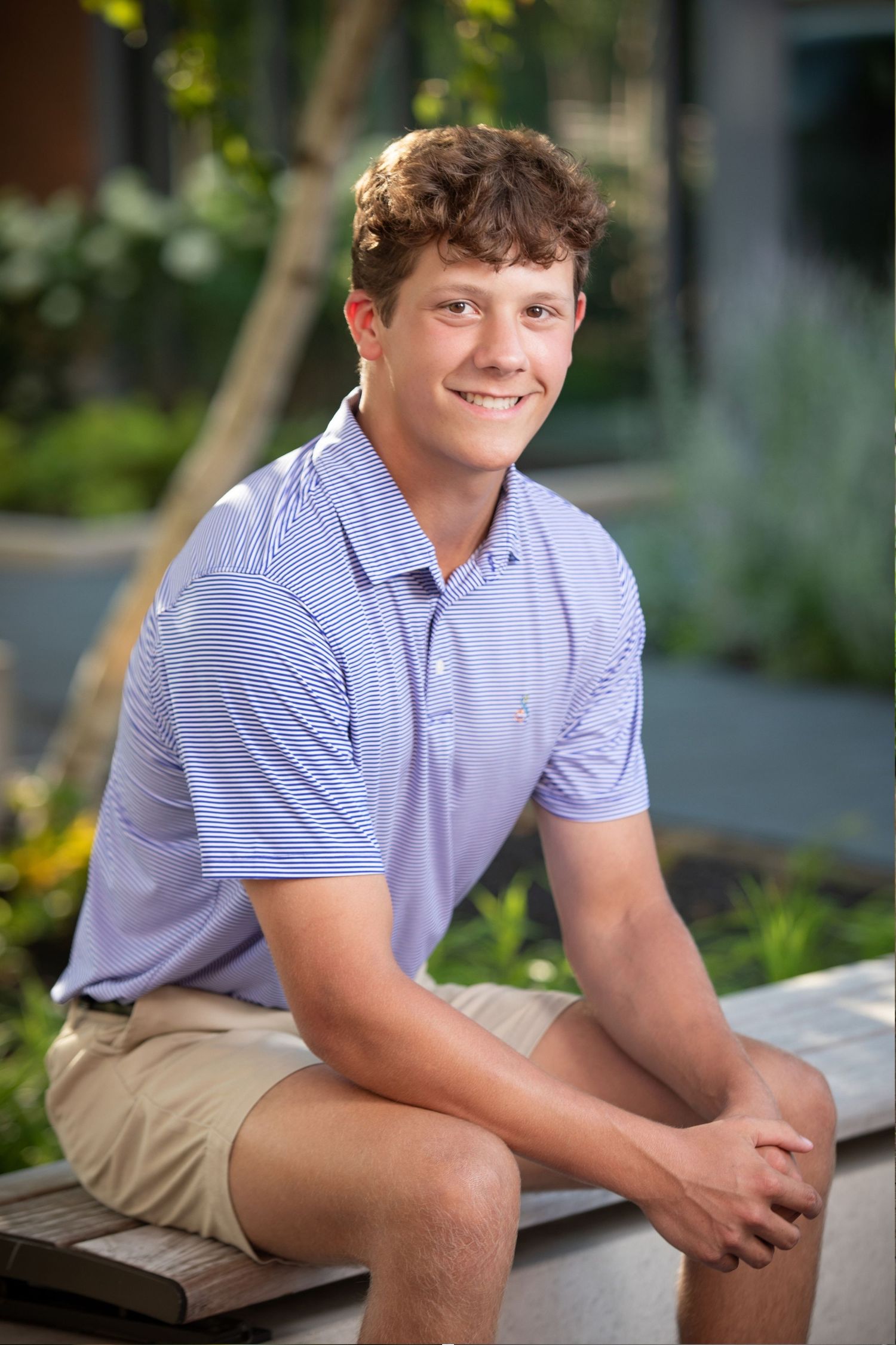 Olentangy senior pictures. Bridge Park senior pictures.  Downtown Dublin senior pictures.  Urban senior pictures.