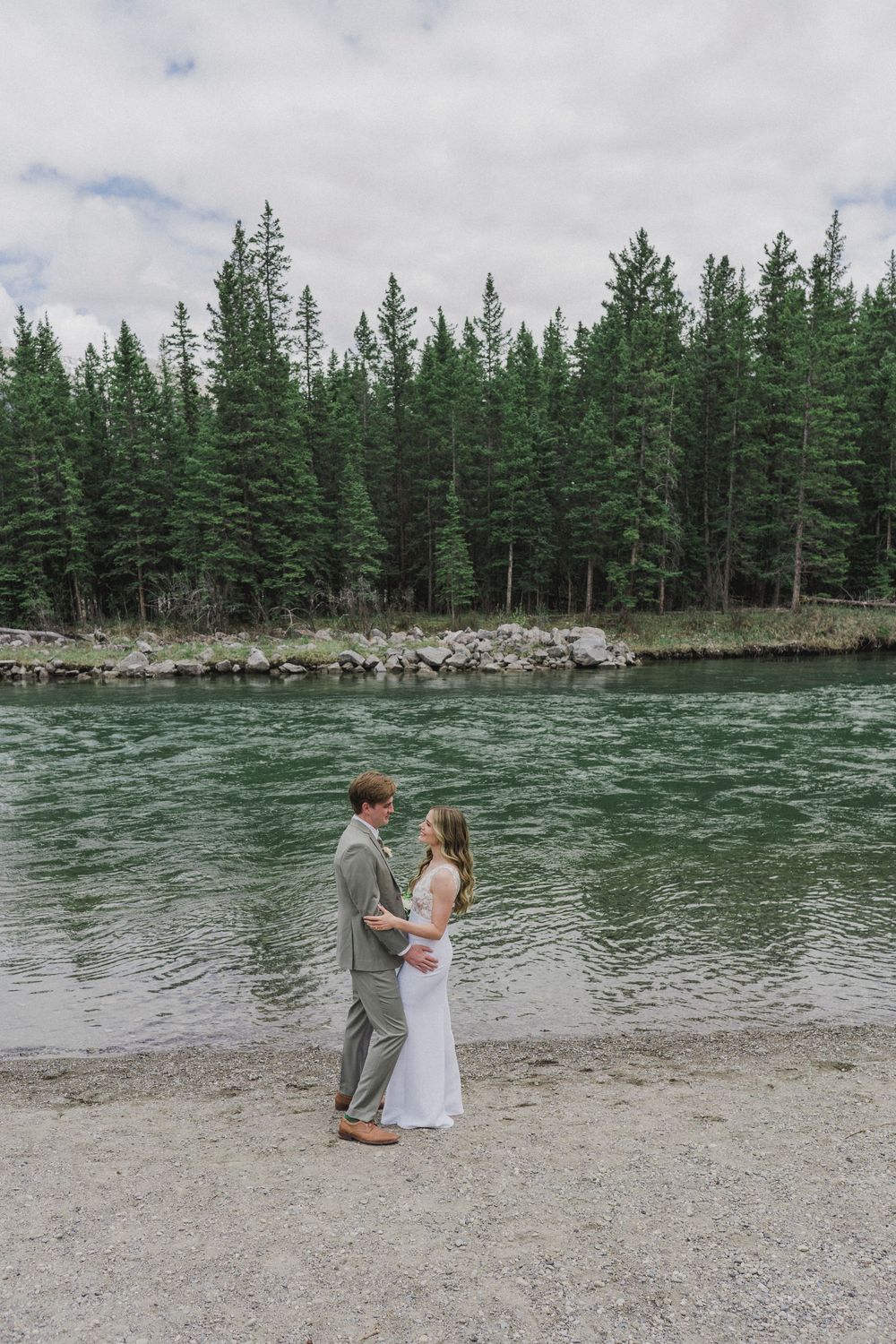 Canmore Elopement Wedding Photographer
Canmore Wedding Photographer