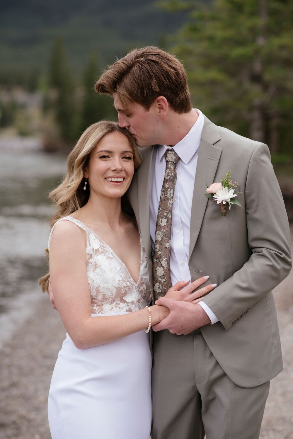 Canmore Elopement Wedding Photographer
Canmore Wedding Photographer