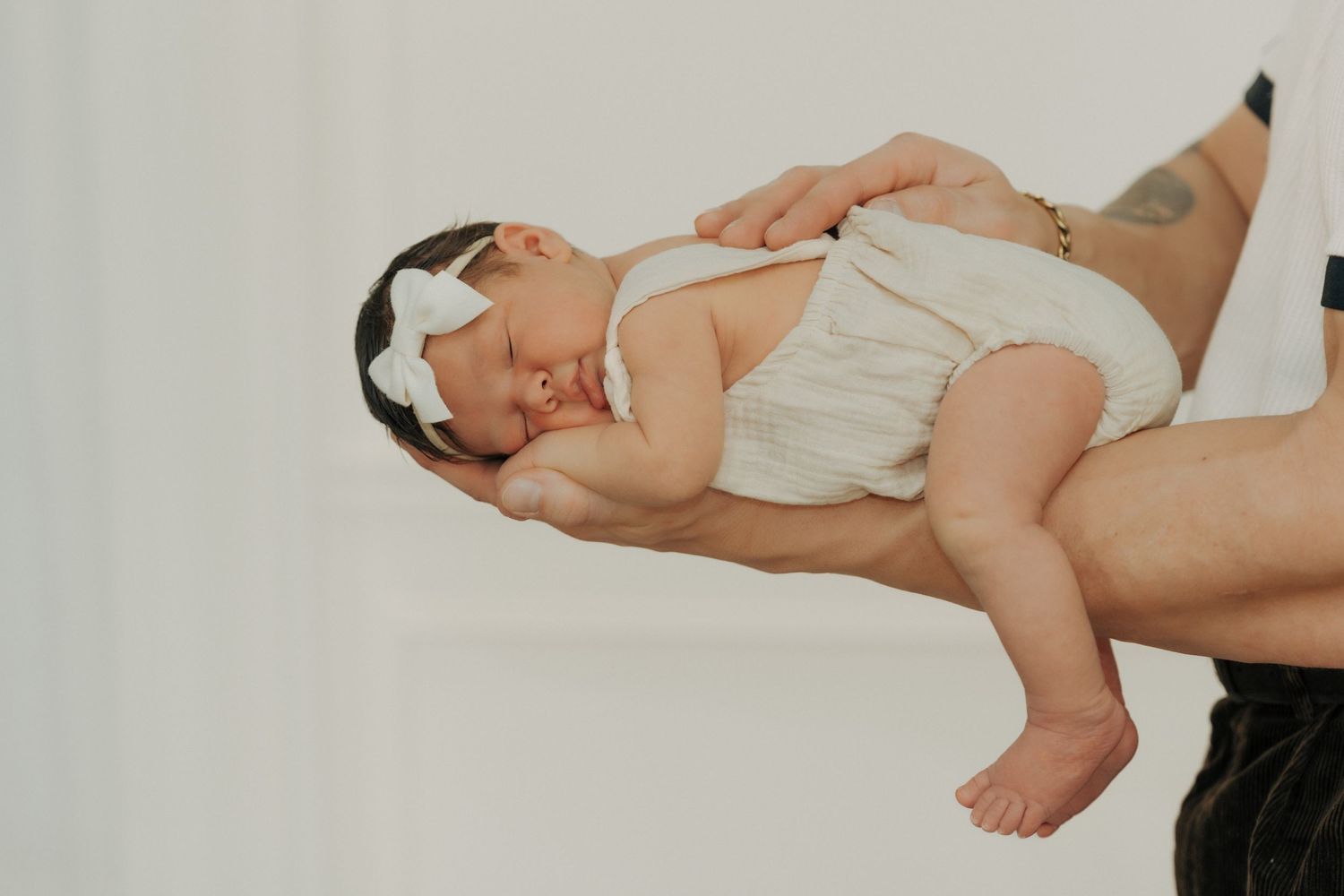 photos de famille, séance maternité, photographe, bébé, nouveau-née