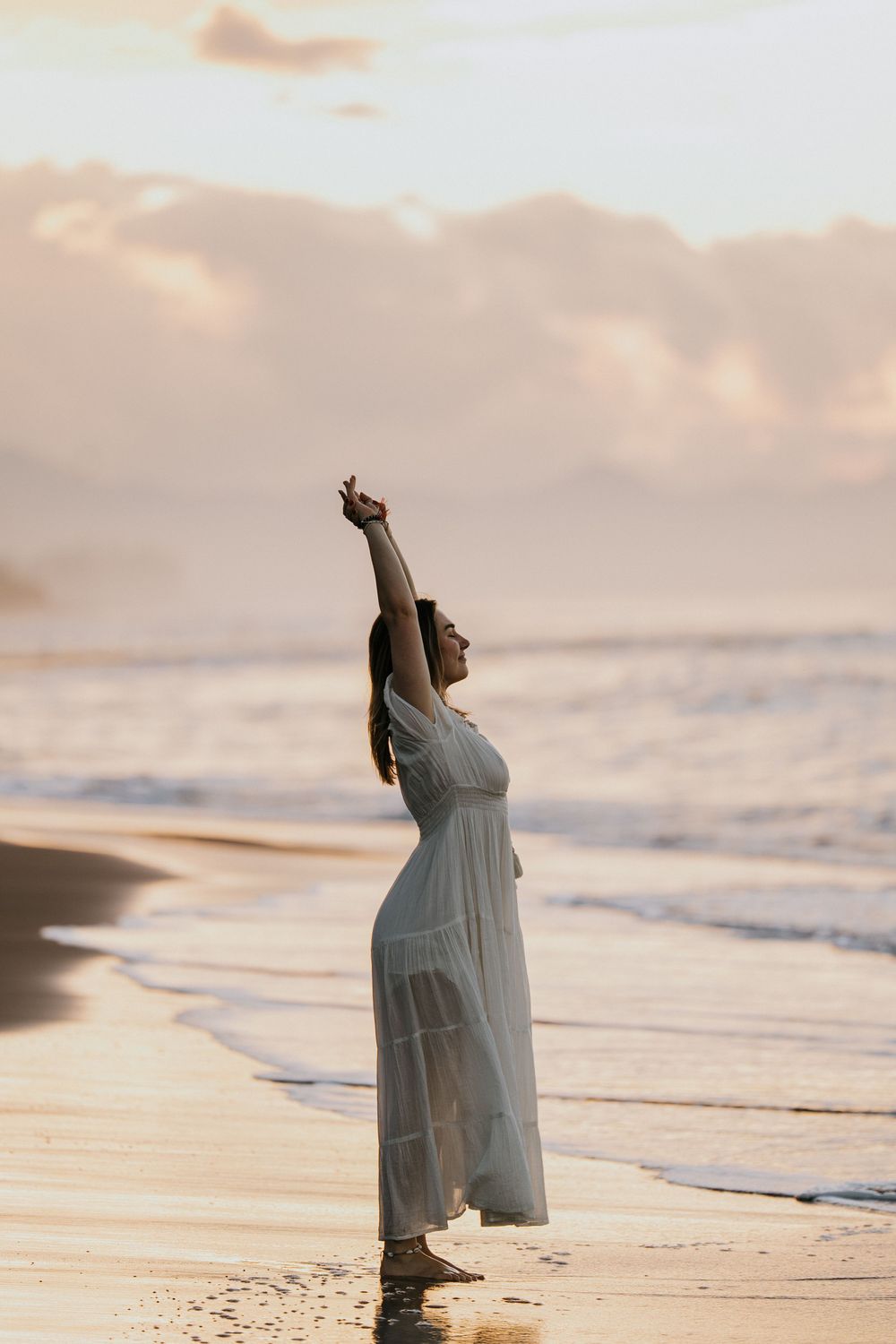Solo lifestyle photography at Saba Beach