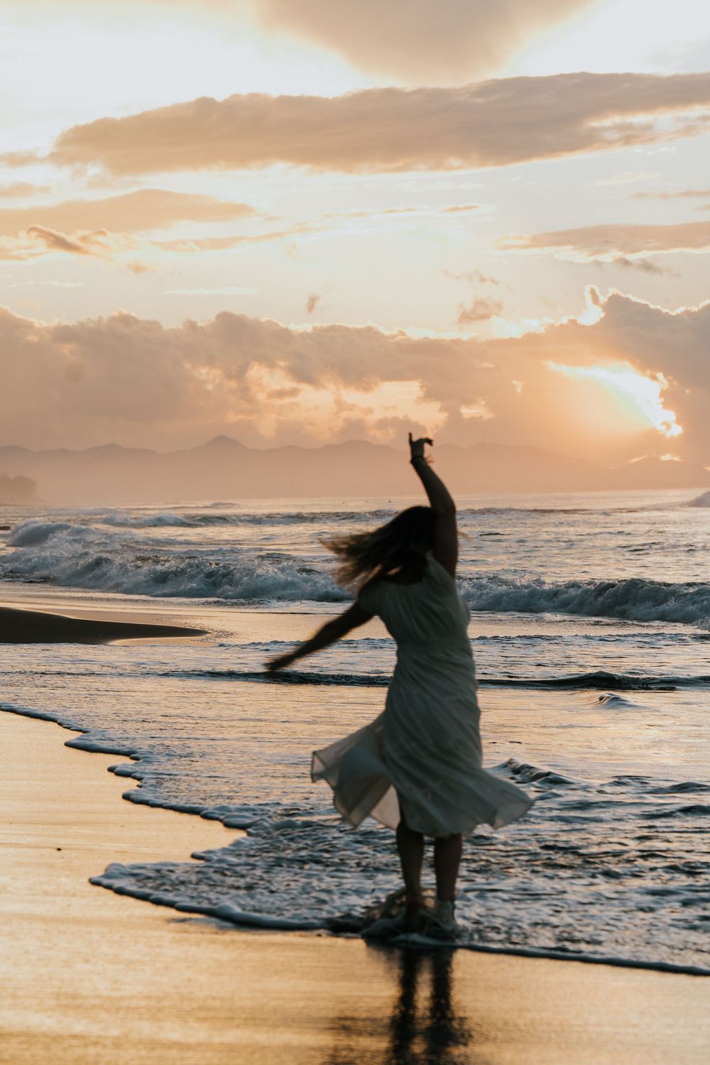 Solo lifestyle photography at Saba Beach