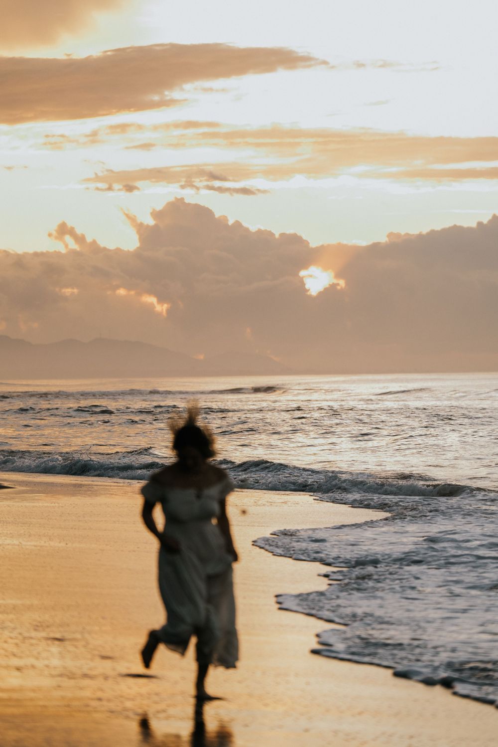 Solo lifestyle photography at Saba Beach