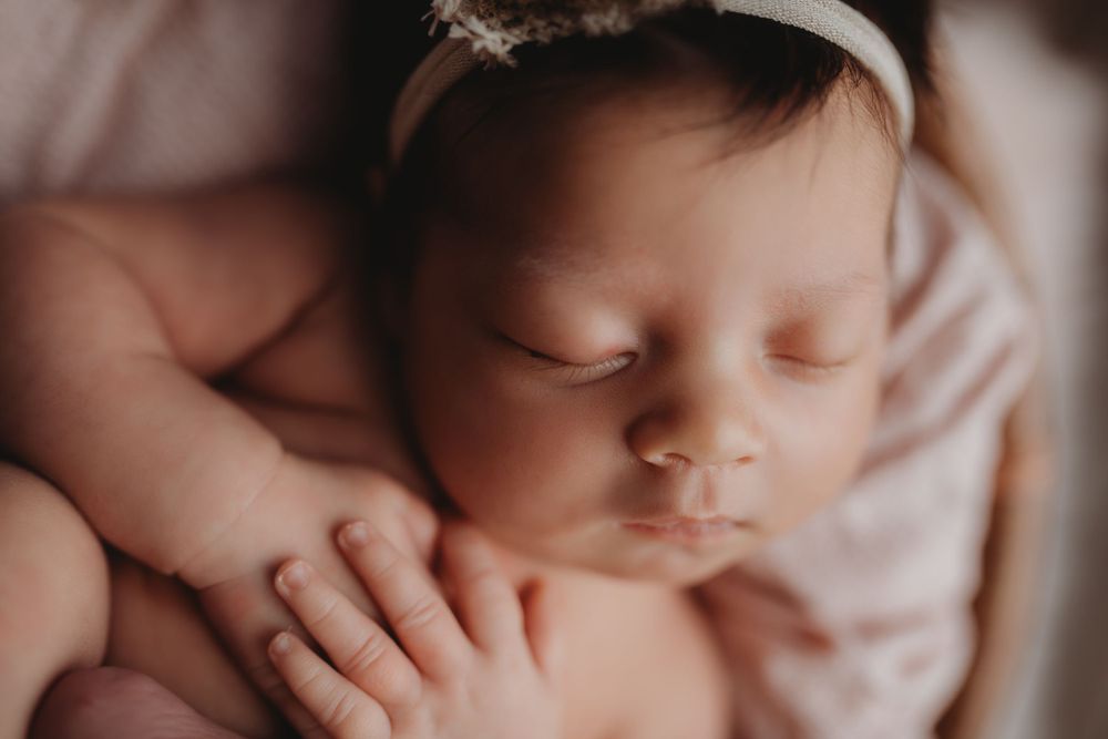 Newborn Photoshoot in Cullman, Alabama by a North Alabama Photographer and Cullman, Alabama Photographer Newborn photographer in Cullman, AL