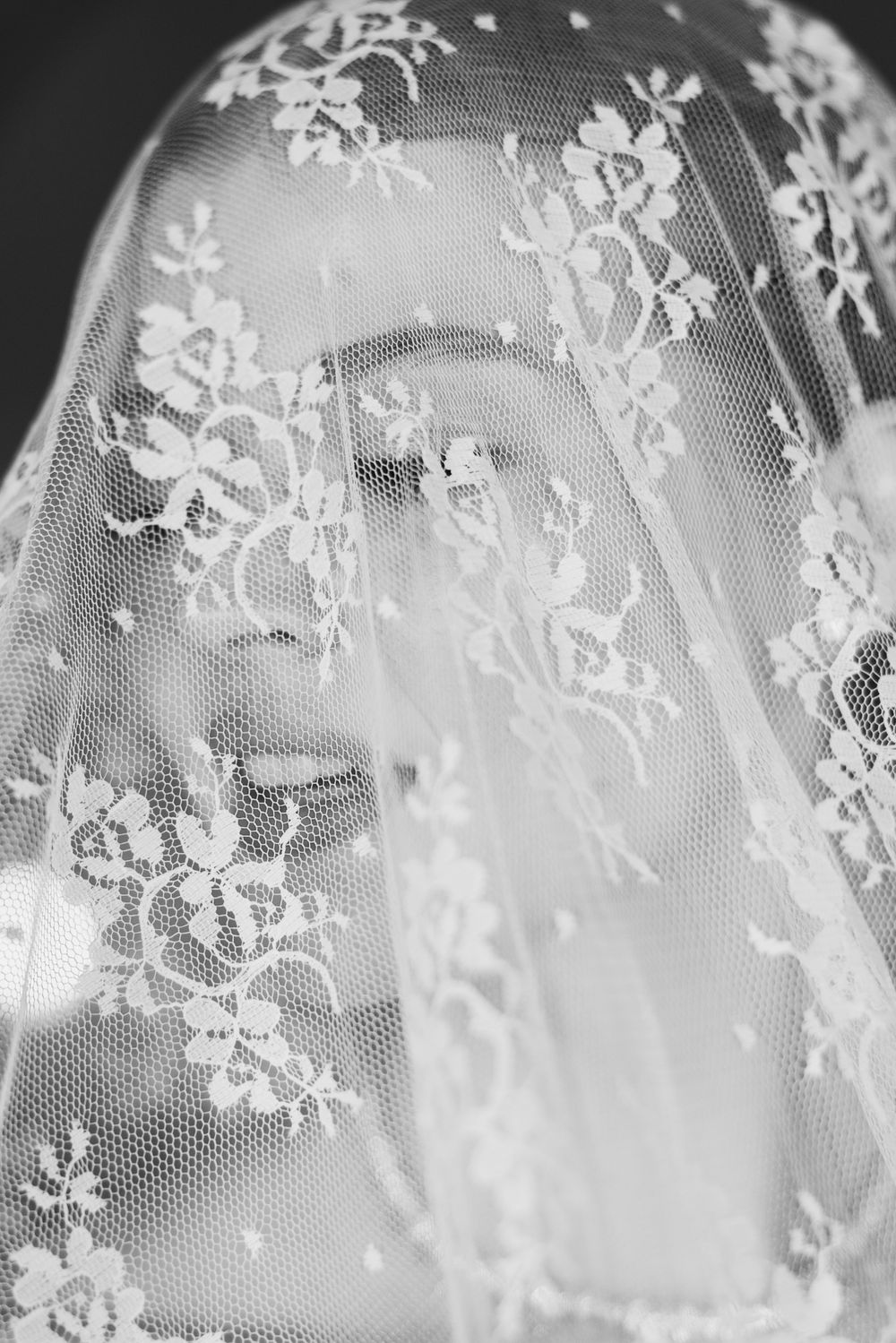 Bride portrait during wedding morning in Girona, Spain