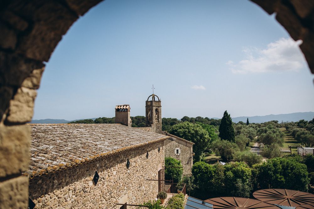 Luxury wedding photography in Girona