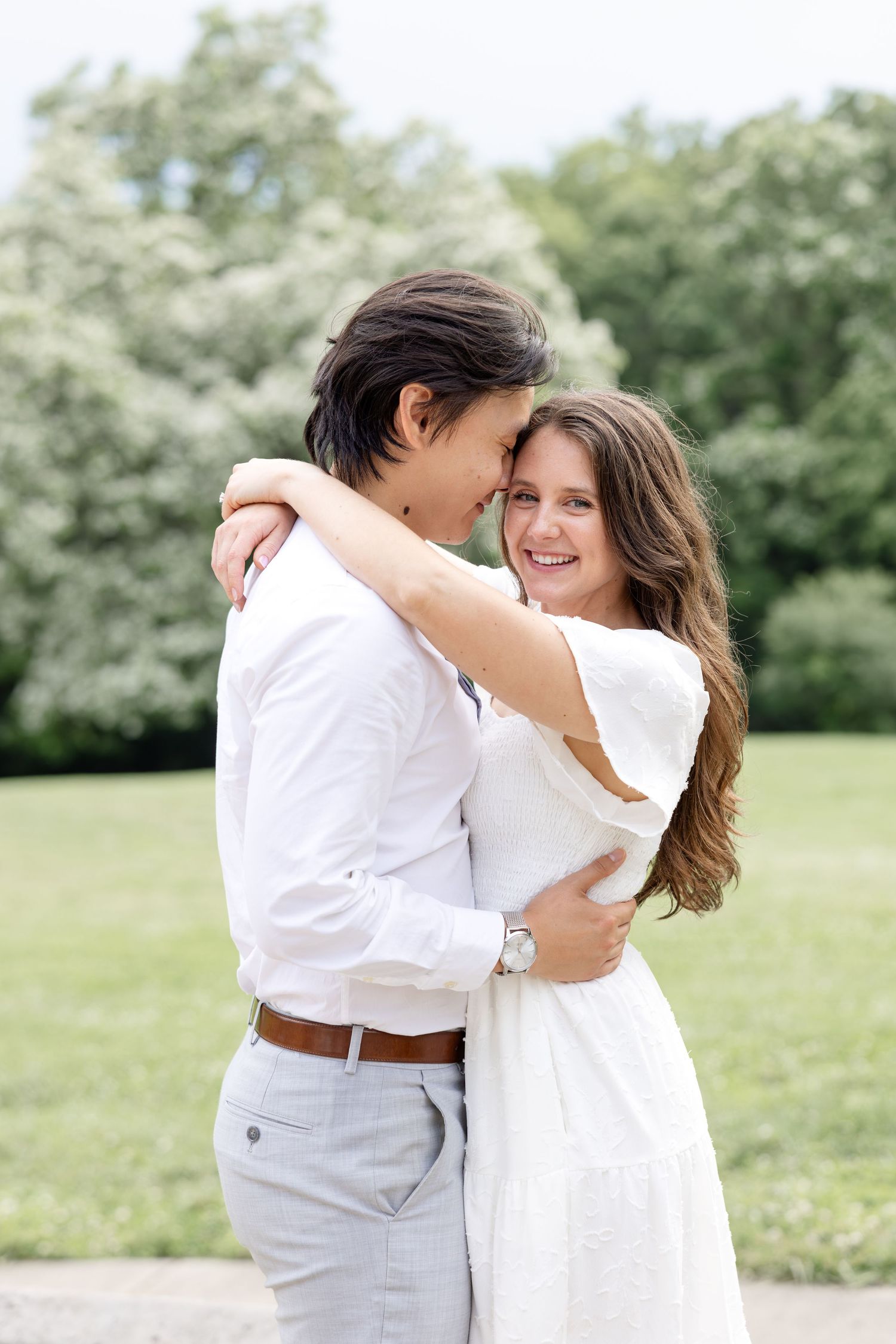 Romantic engagement photos at Mt. Echo Park overlooking the Cincinnati skyline in Cincinnati, Ohio by Julia and Sean Photography