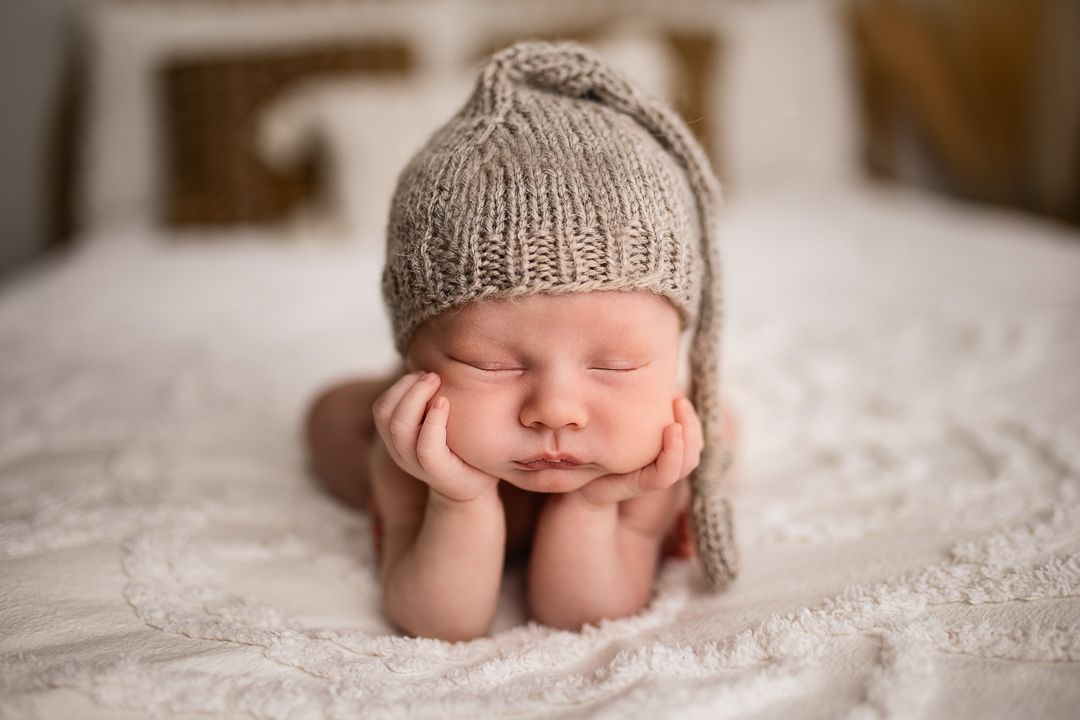 Posed Newborn and maternity photography in Waunakee WI, near Madison WI.