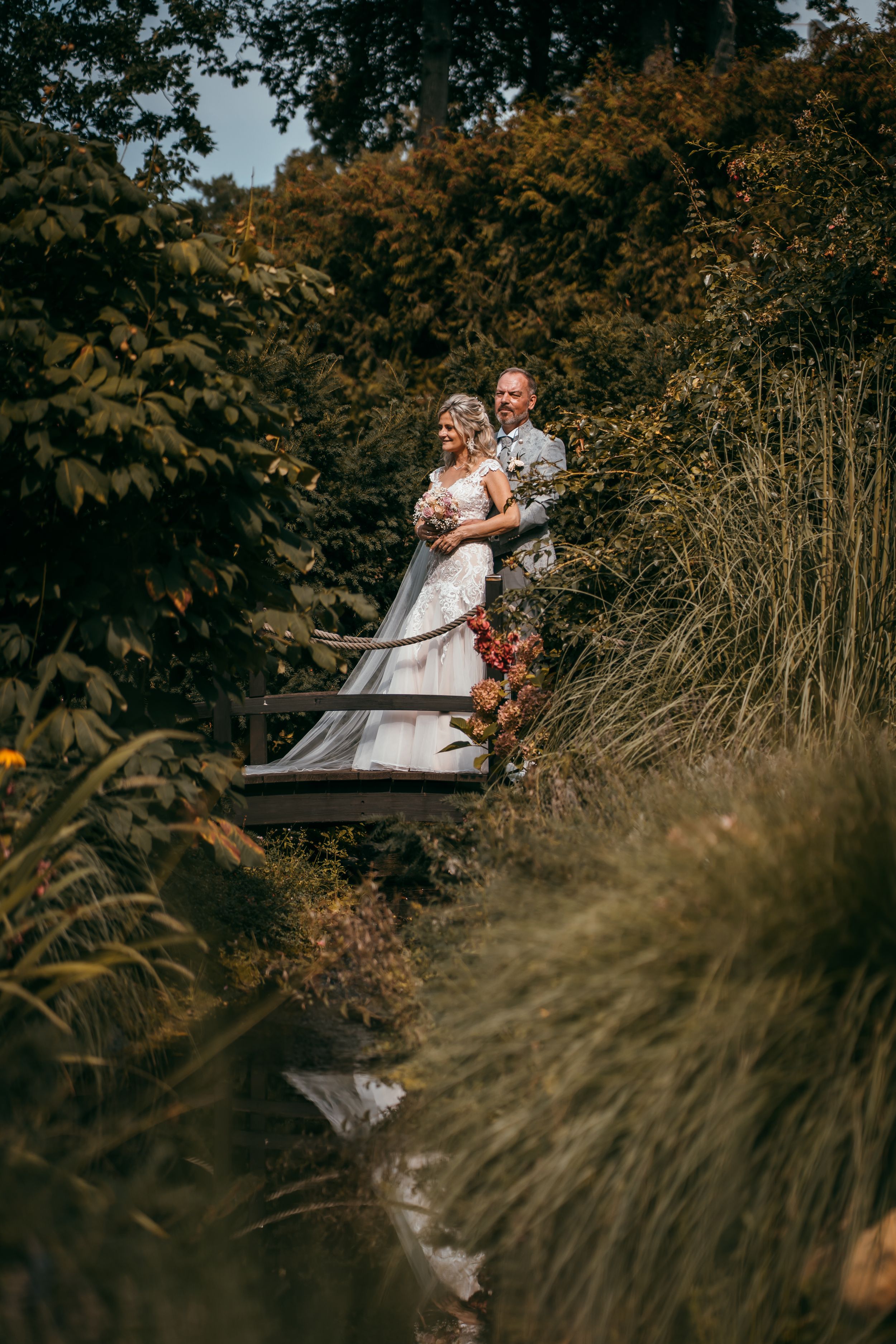 Idyllische Hochzeitsmomente im Burghotel Strausberg eingefangen