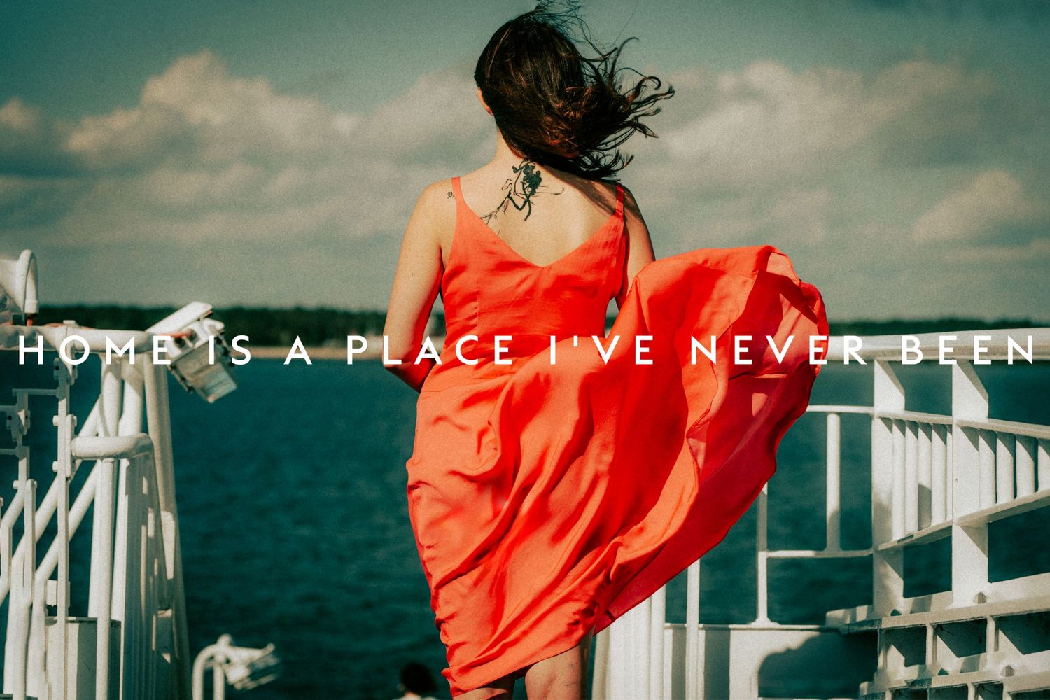 home is a place I've never been
kodu on koht kus ma kunagi olnud ei ole
masha bakhtina