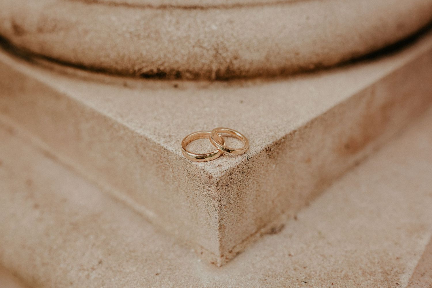 OLIVIA ROSSI PHOTOGRAPHY TREDUDWELL MANOR CORNWALL AND DEVON WEDDINGS