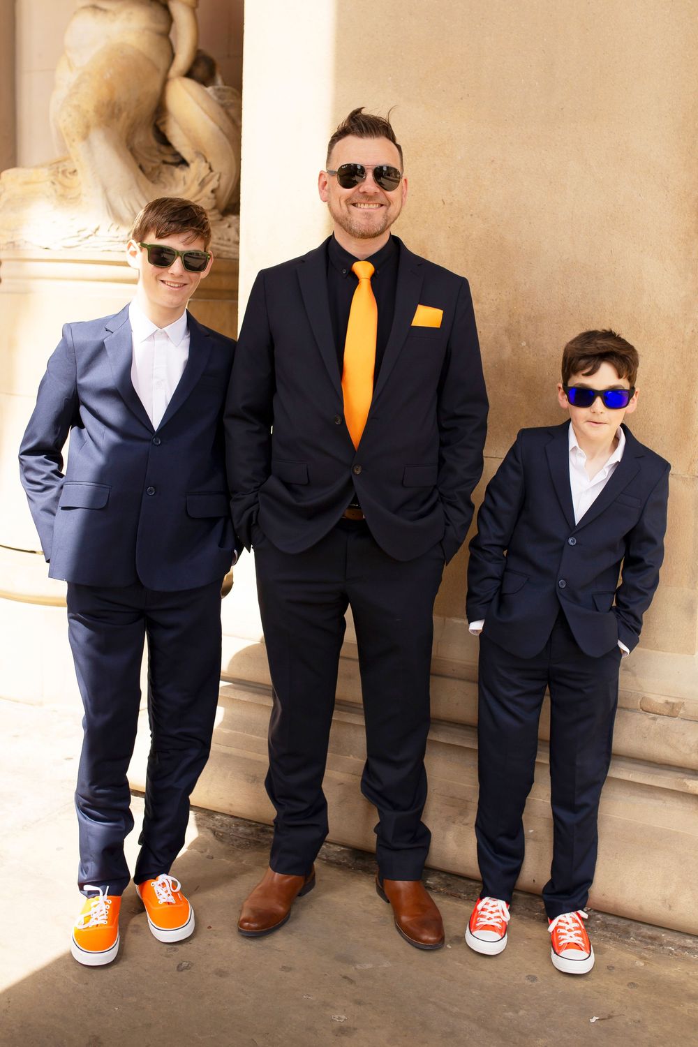 wedding at Liverpool Registry Office St Georges Hall by little wonderland photography
