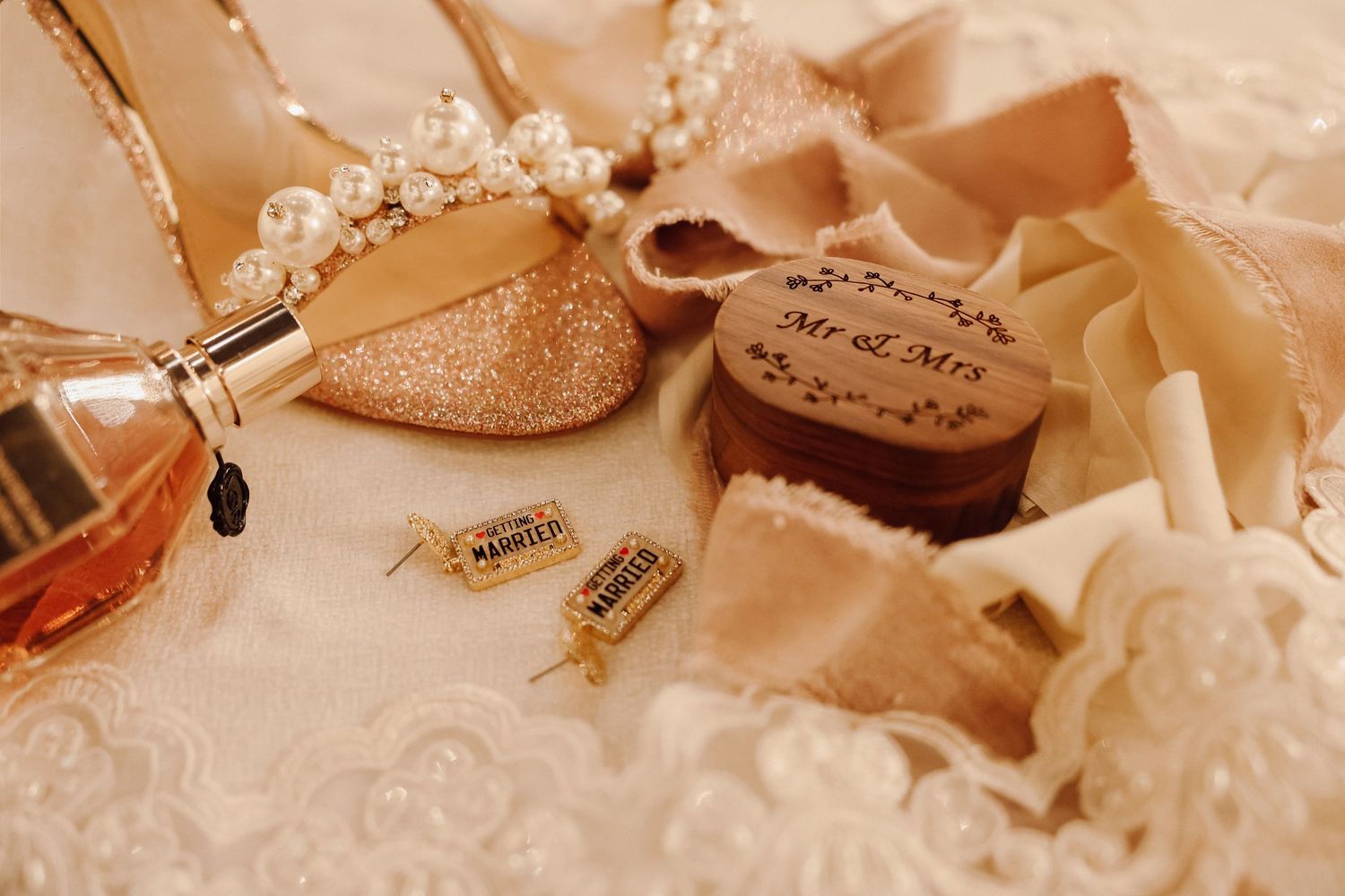 flatlay detail shot at la villa event venue