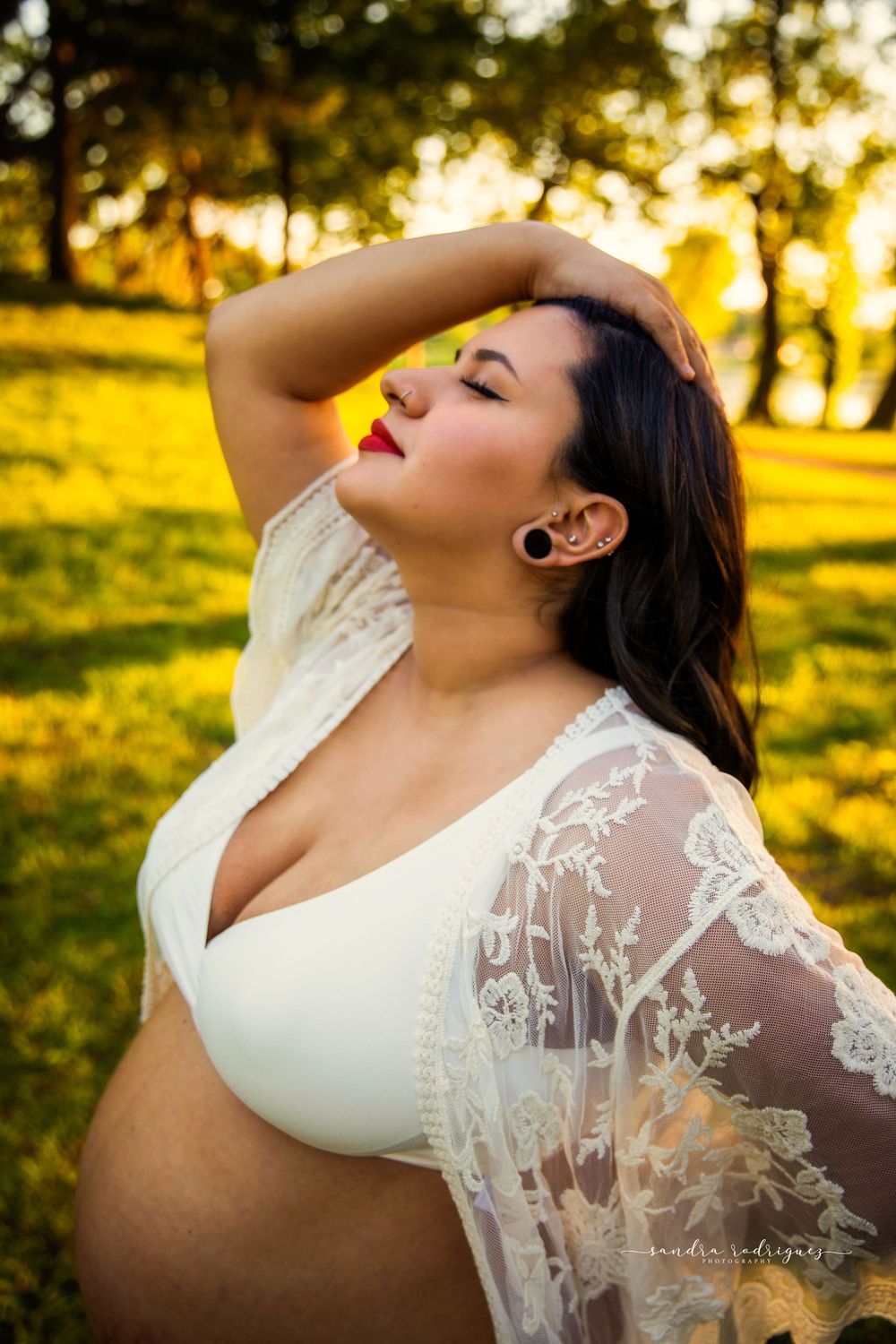 Chicago Maternity Photographer Maternity session  Sandra Rodriguez Photography
